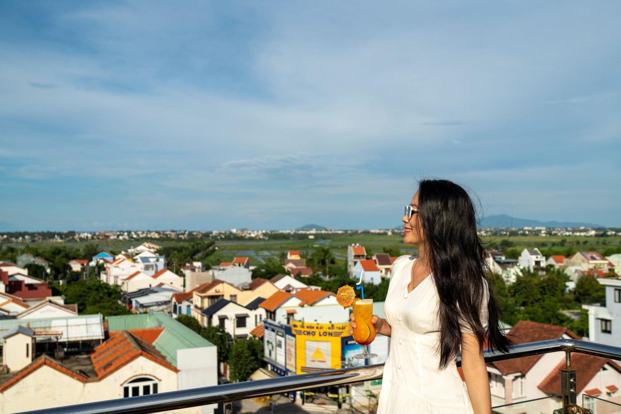 Qualia De Hotel Hoi An - Rooftop Bar City View Exterior foto