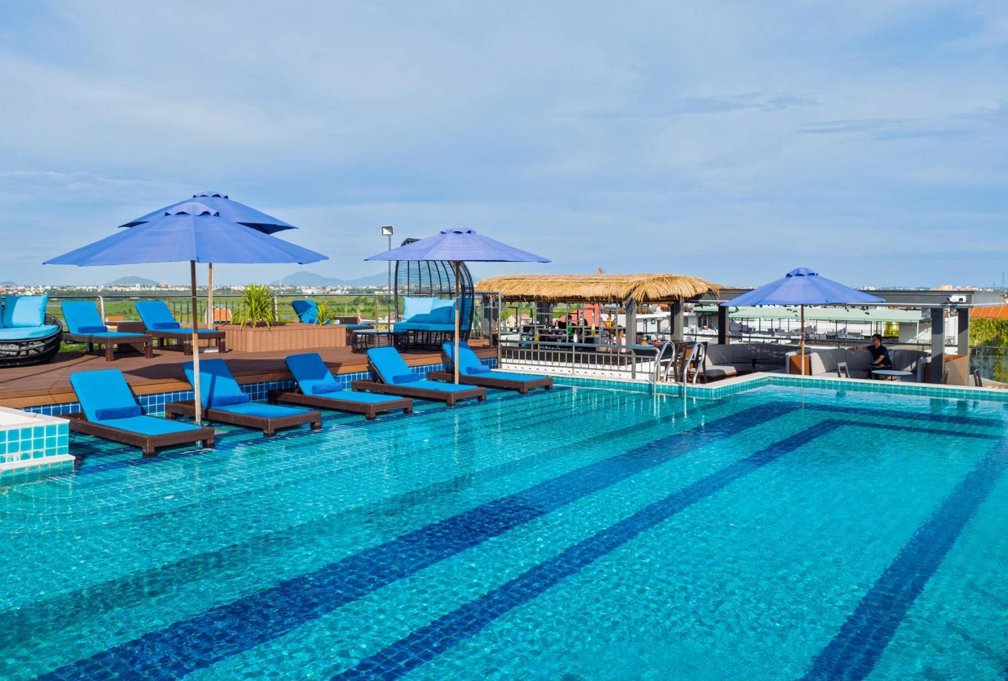 Qualia De Hotel Hoi An - Rooftop Bar City View Exterior foto